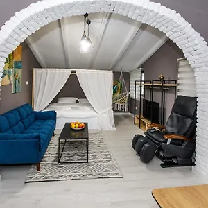  Apartamento 24 Albania